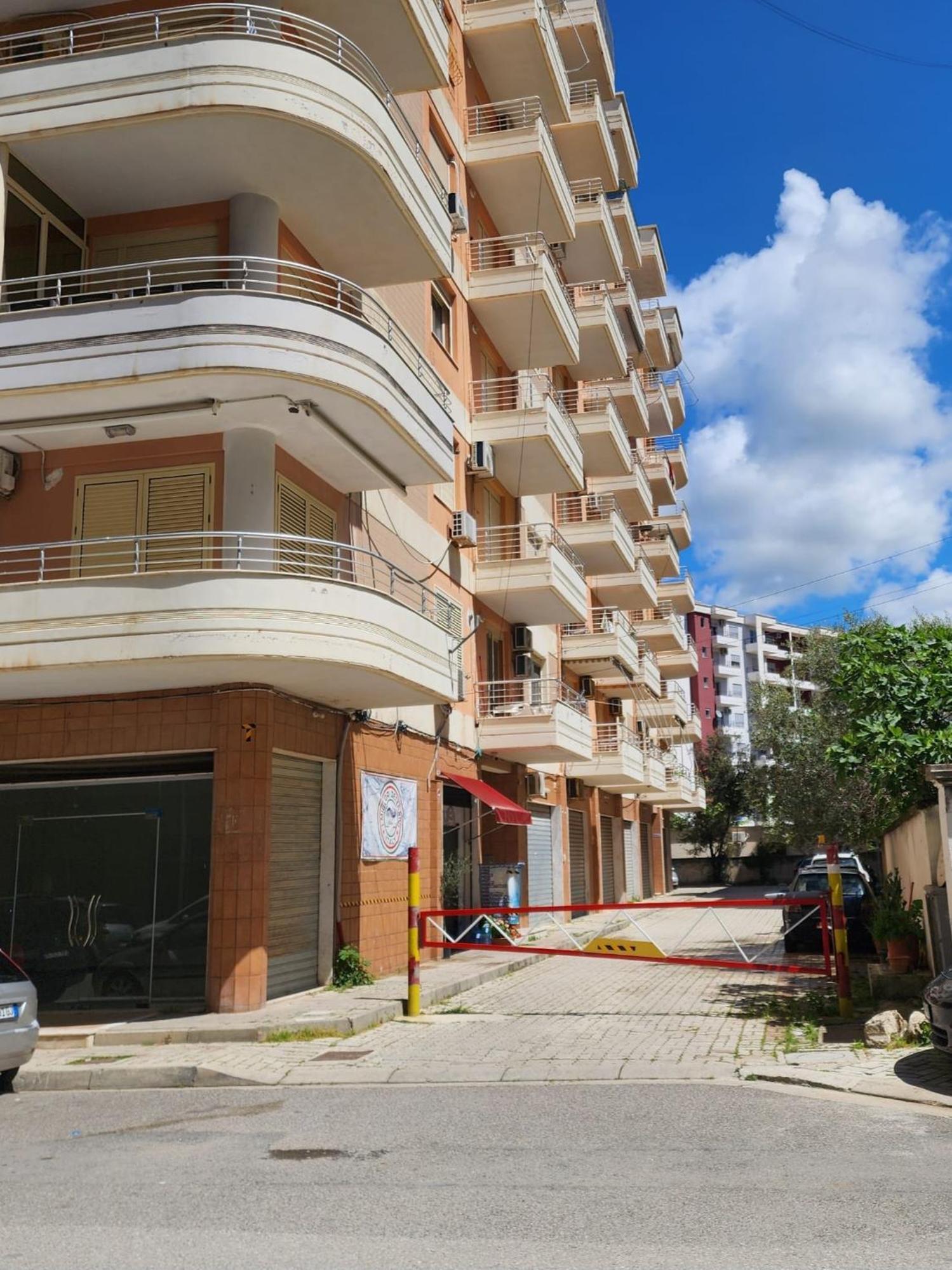 Erin Apartments Vlore Luaran gambar